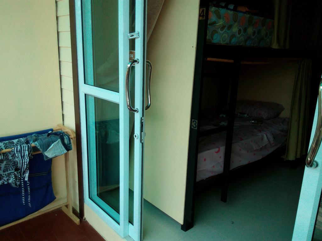Shanti Hostel Koh Lipe Exterior photo